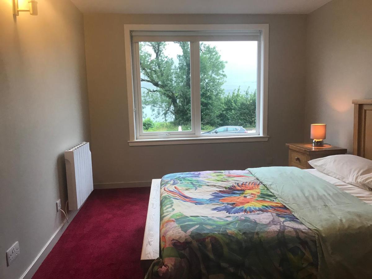 Appin, Beautiful Lochside Apartment With Balcony Fort William Luaran gambar