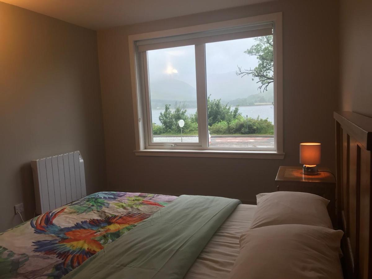 Appin, Beautiful Lochside Apartment With Balcony Fort William Luaran gambar