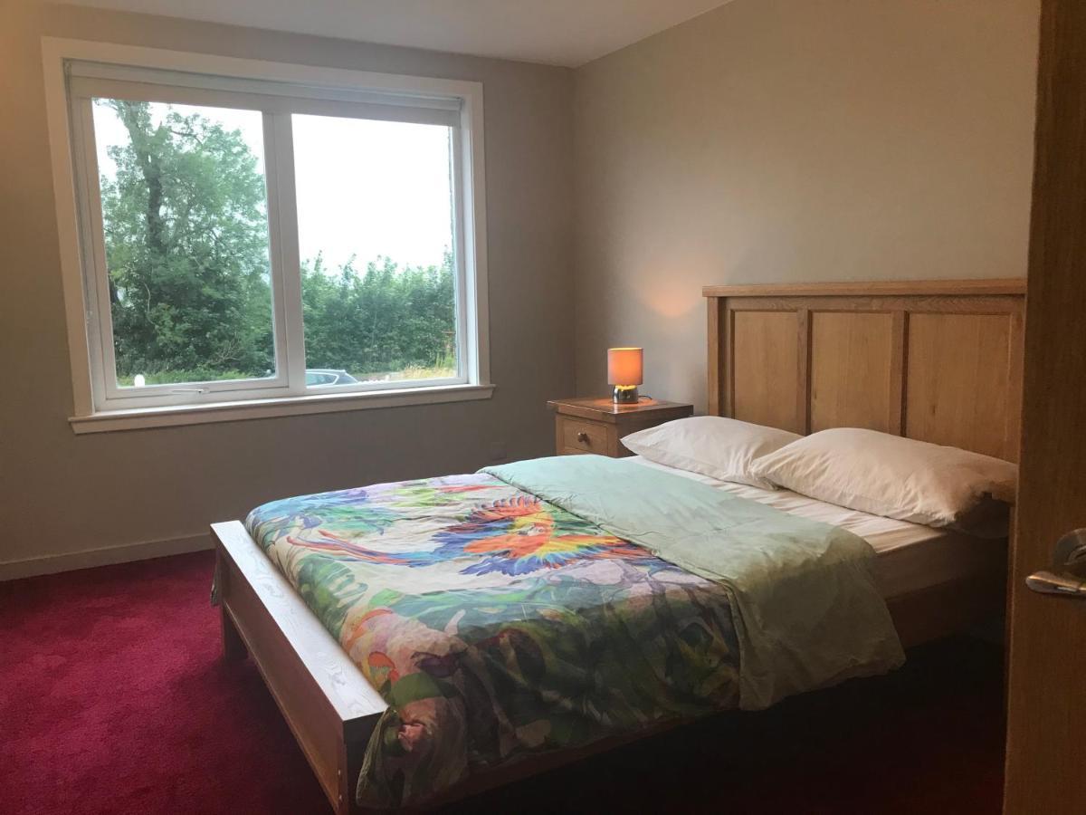 Appin, Beautiful Lochside Apartment With Balcony Fort William Luaran gambar
