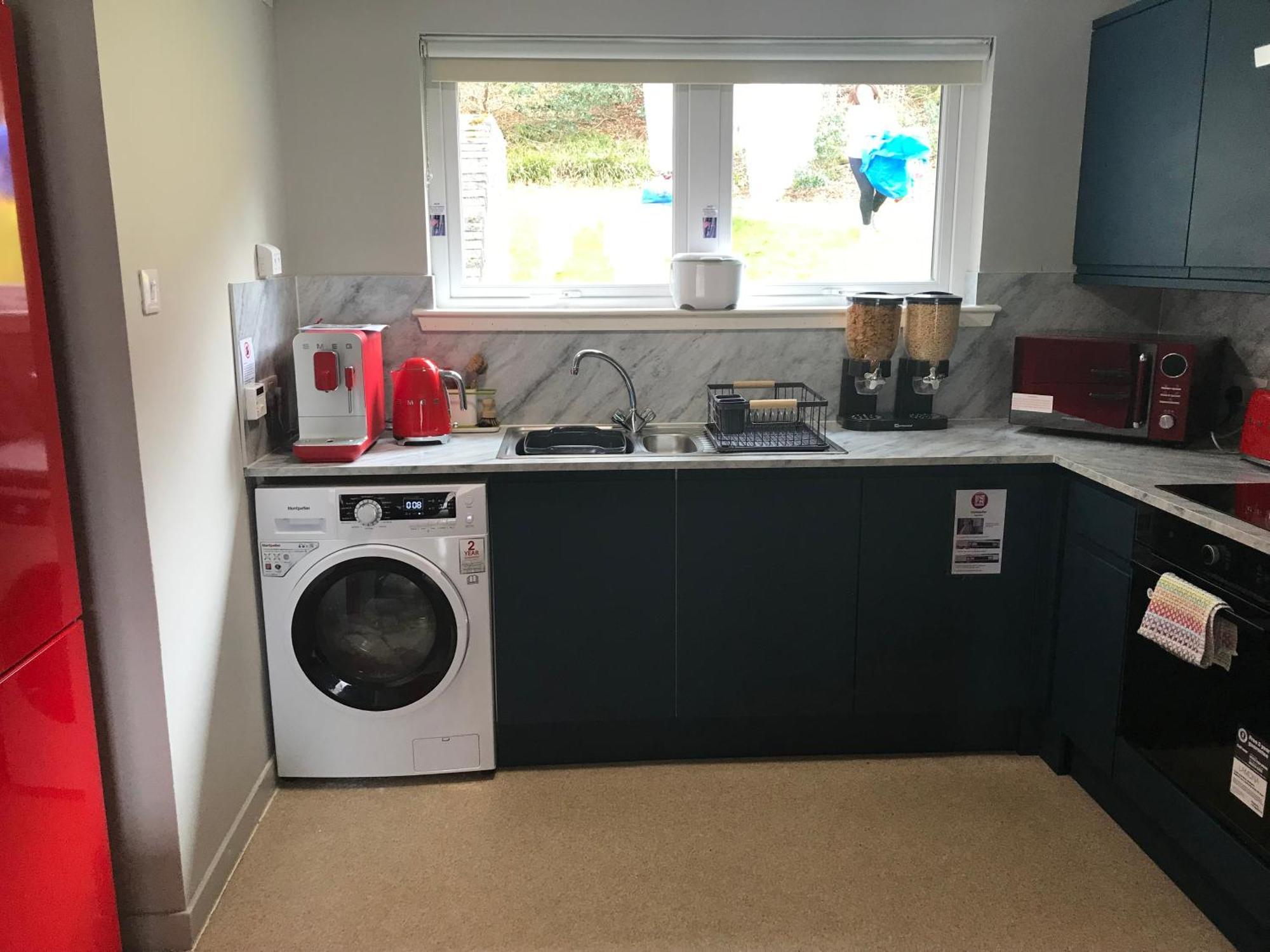 Appin, Beautiful Lochside Apartment With Balcony Fort William Luaran gambar